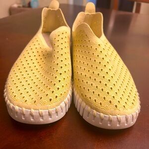 ILSE JACOBSON Tulip Slip On With White Sole - Light Yellow. European Size 38.